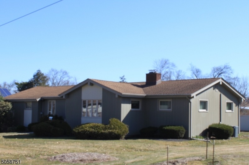 35 van Syckle Blvd, South Bound Brook, NJ 08880 - photo 1