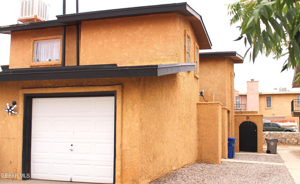 10644 Cuatro Vistas Dr unit D, El Paso, TX 79935 - photo 1