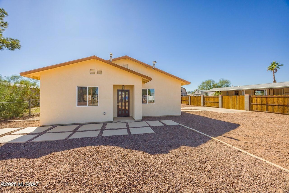 Under Contract $299,500