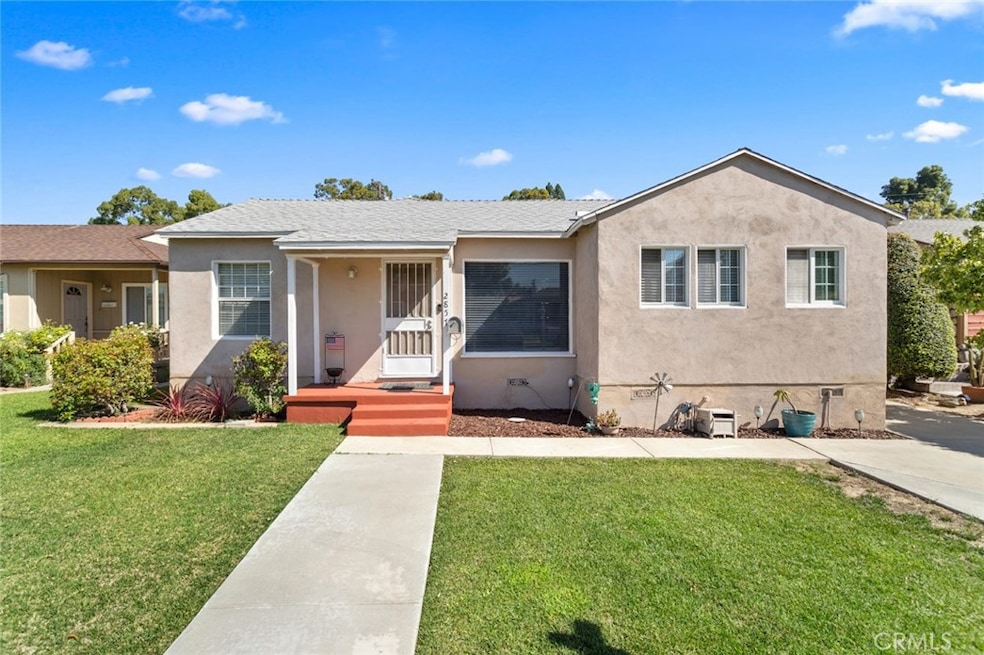 2857 Allred St, Lakewood, CA 90712 - photo 1