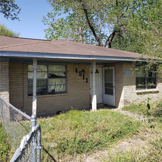 4511 Mierianne St, Houston, TX 77093 - photo 1