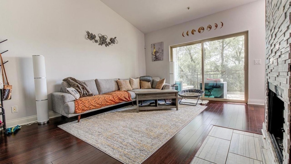 For Rent $1,750/month • Co-Listing Agent