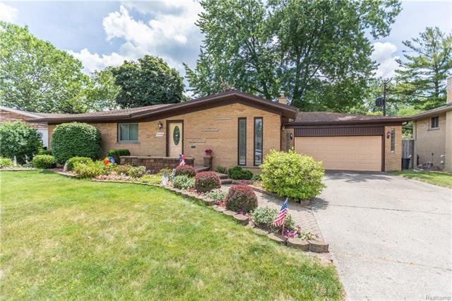 OPEN HOUSE          07/10/2016             1 - 4PM