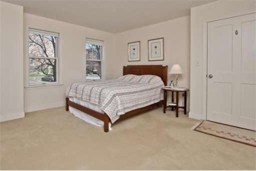 2 St Paul St unit 4, Brookline, MA 02446 - photo 1