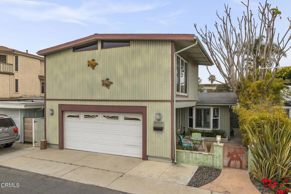 0-web-or-mls-UpmarketMedia-1097Pitt-2b