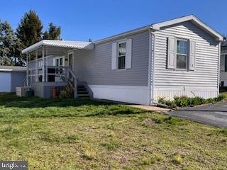 3 Penn Court Dr, Mount Joy, PA 17552 - photo 1