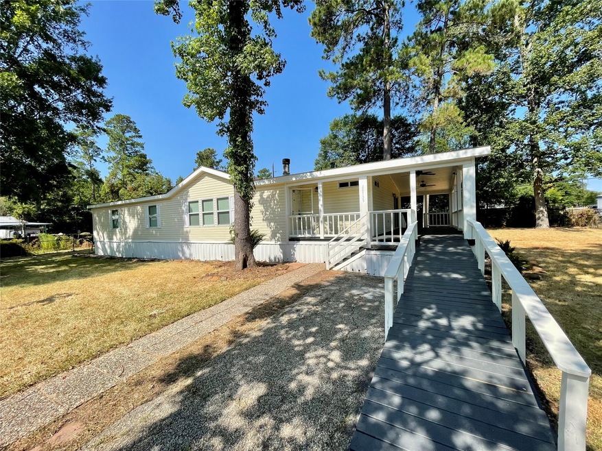 28735 Strathdon Dr, Magnolia, TX 77354 - photo 1