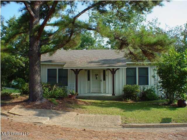101 3rd St NE, Magee, MS 39111 - photo 1