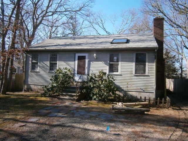 19 Circuit Rd E, West Yarmouth, MA 02673 - photo 1