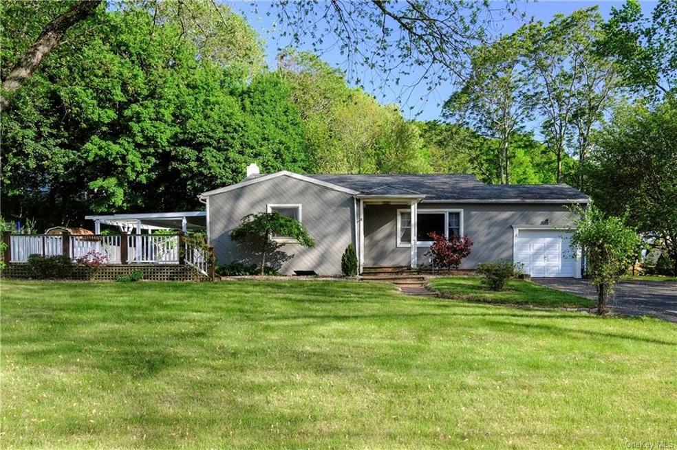 3 Spring Ln, Cortlandt Manor, NY 10567 - photo 1