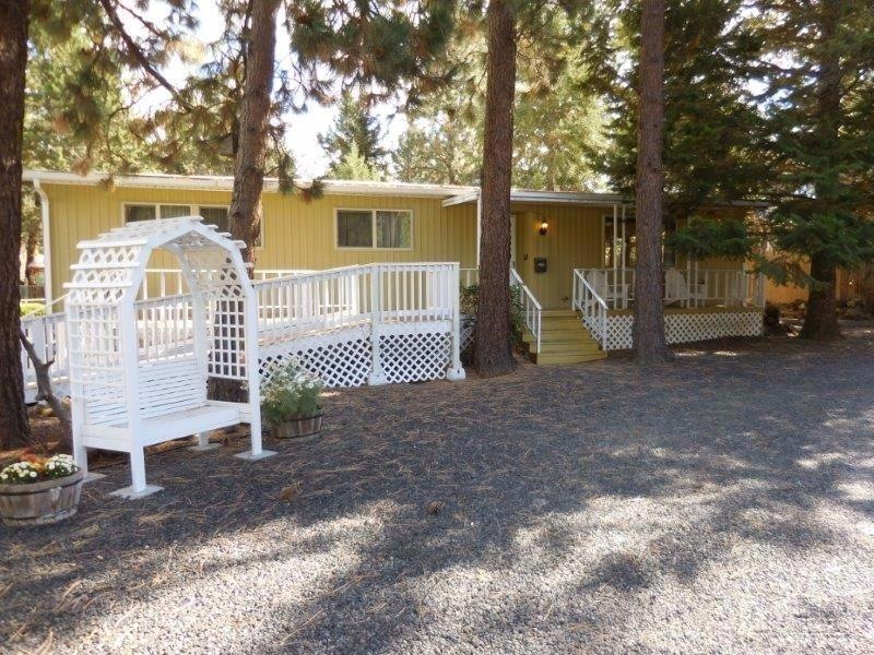 60964 Granite Dr, Bend, OR 97702 - photo 1