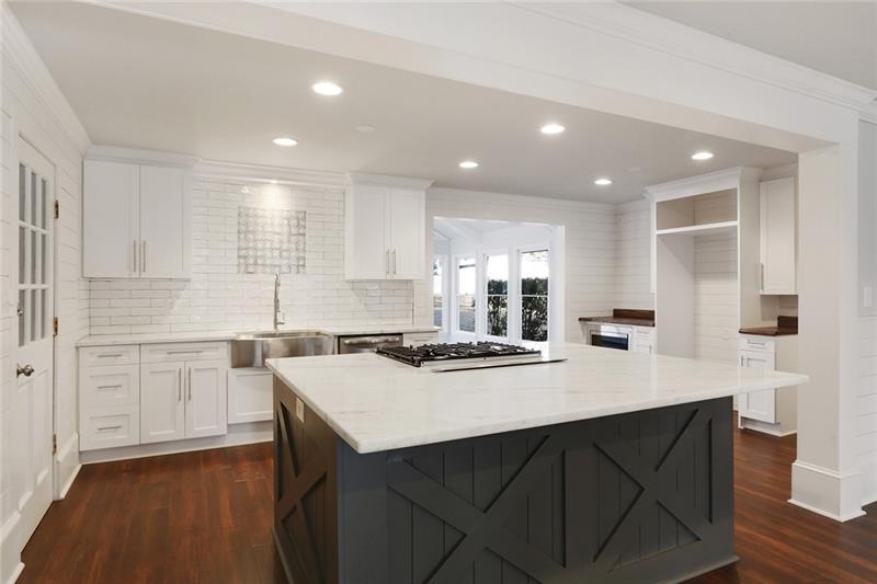 290 Saddle Lake Dr, Roswell, GA 30076 - photo 1