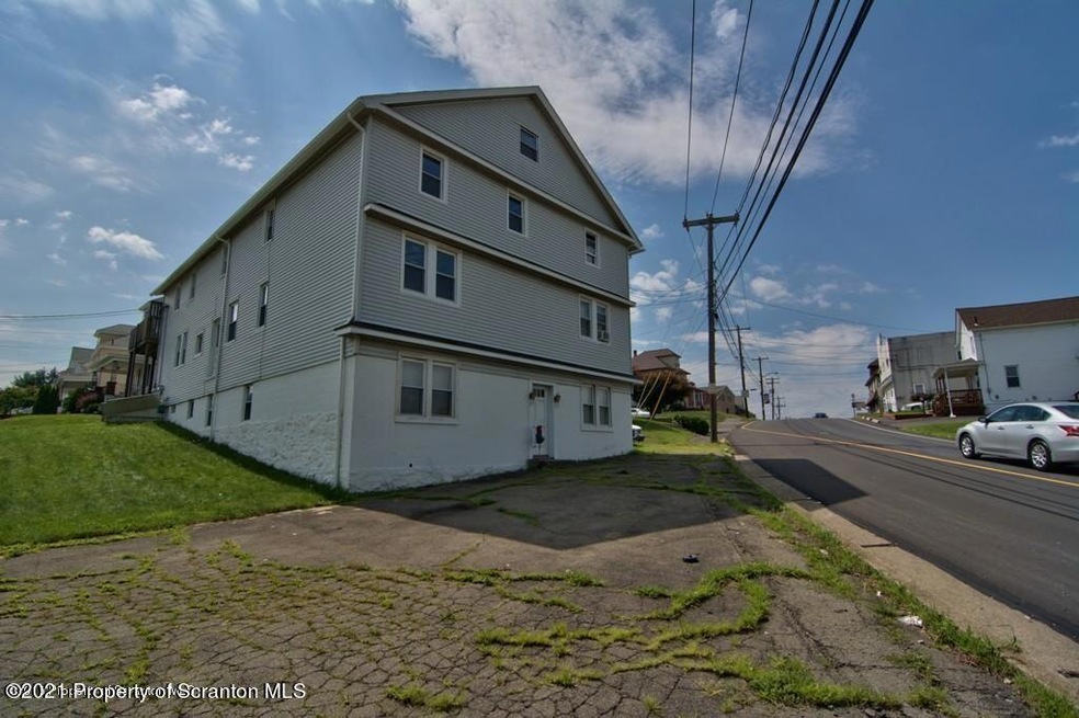 752 Dunmore St, Throop, PA 18512 - photo 1