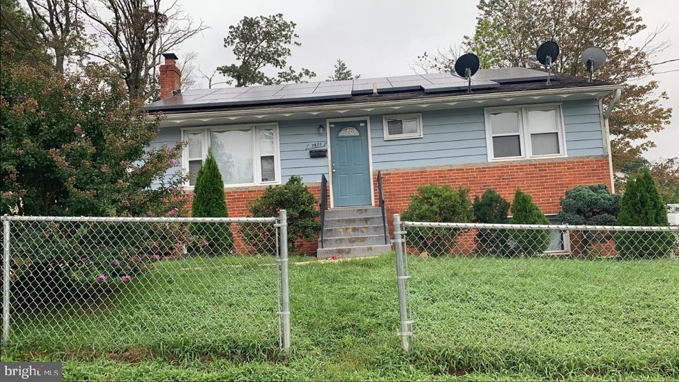 7421 Hendricks Dr, Hyattsville, MD 20784 - photo 1