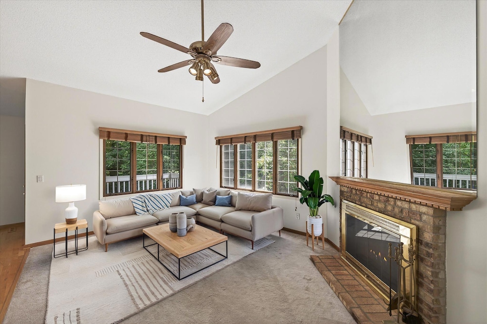 3551 Blue Jay Way unit 201, Saint Paul, MN 55123 - photo 1