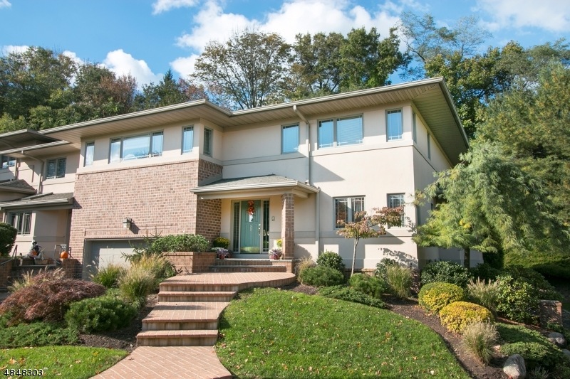 22 Fox Run Rd, Allendale, NJ 07401 - photo 1