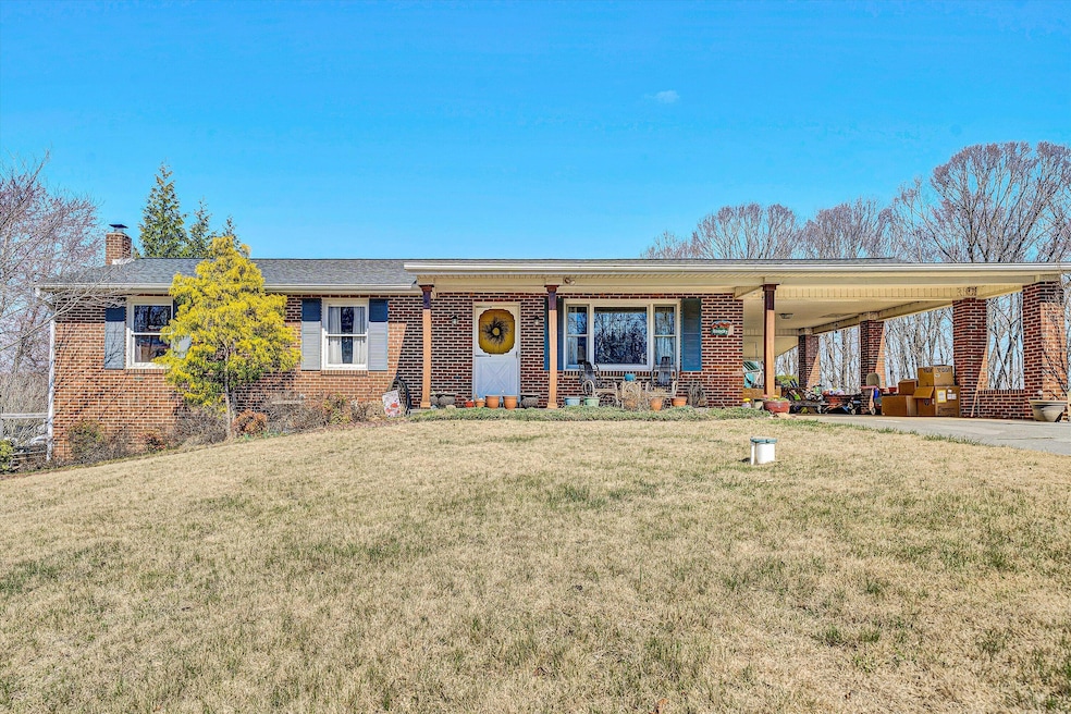 Sold $285,000