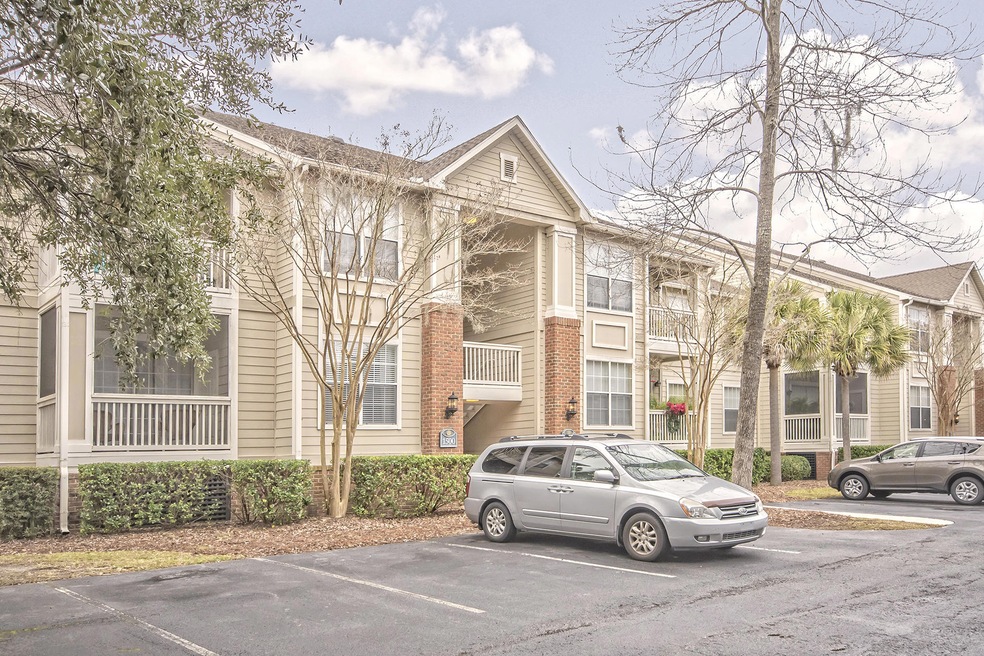 1600 Long Grove Dr. #1514