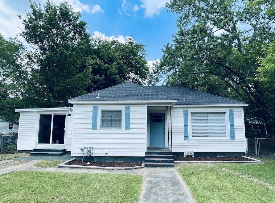 1834 Johnston Ave, Conway, AR 72034 - photo 1