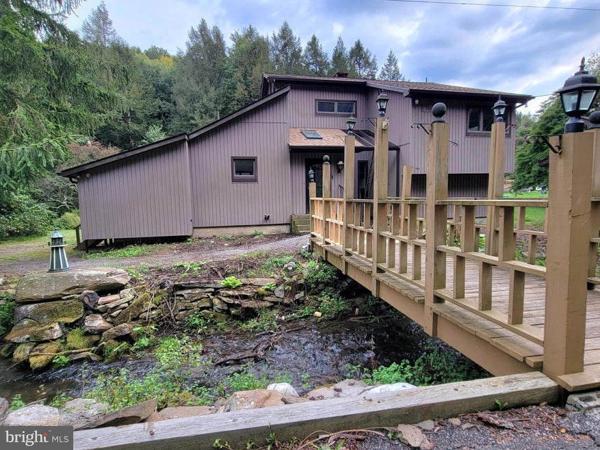 936 Dairy Rd, Tamaqua, PA 18252 - photo 1