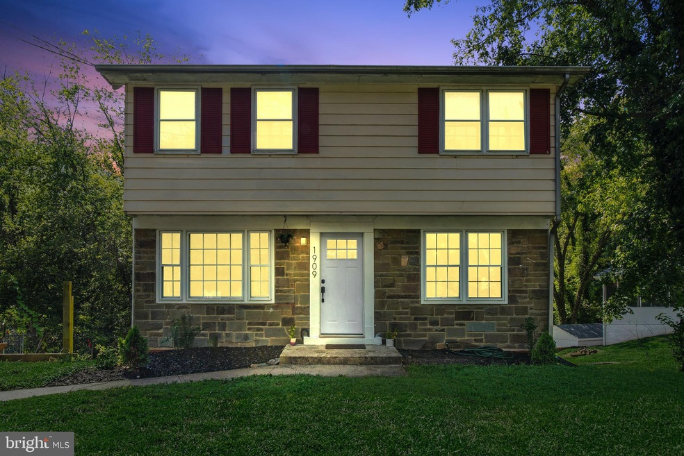 1909 Taylor Ave, Fort Washington, MD 20744 - photo 1
