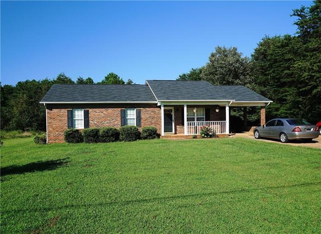 3045 Spencer Rd NE, Conover, NC 28613 - photo 1