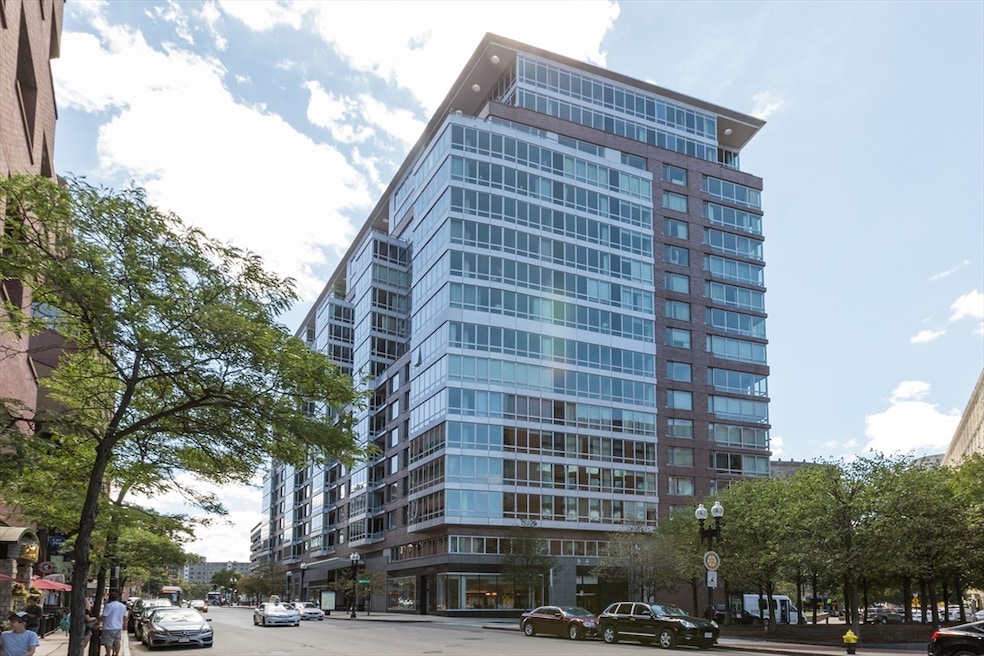 One Charles Condominiums unit 5H, Boston, MA 02116 - photo 1