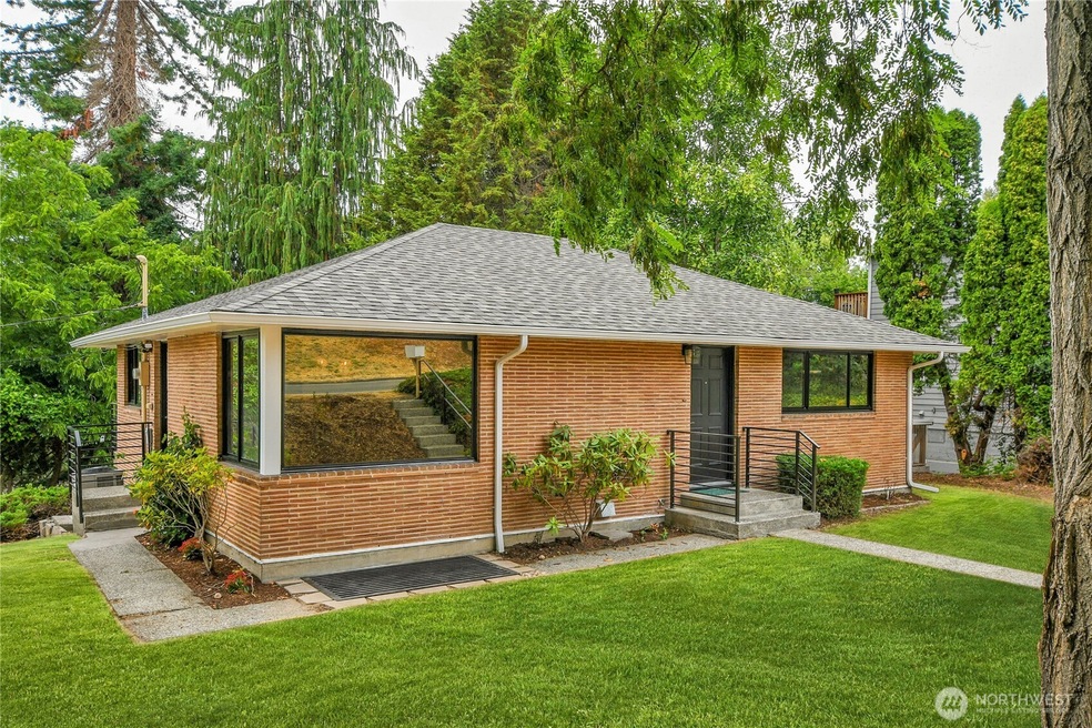 22039 16th Ave S, Des Moines, WA 98198 - photo 1