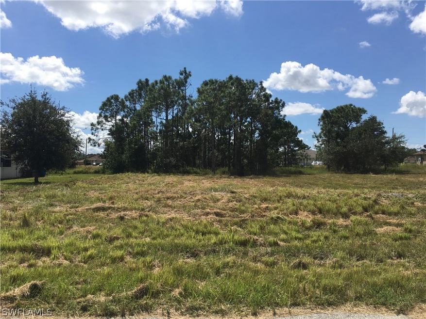 Mostly cleared oversize lot off Gunnery Rd.