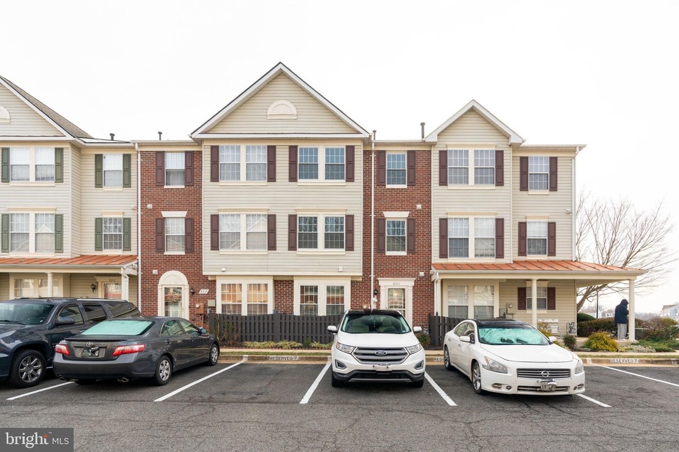 8317 Duck Hawk Way unit 73, Lorton, VA 22079 - photo 1