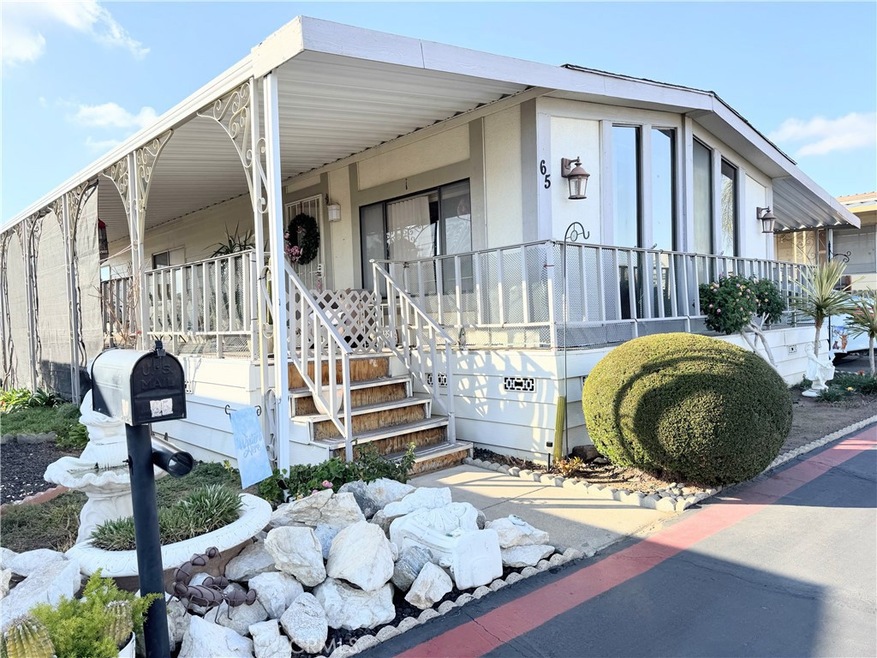 26871 Alessandro Blvd unit 65, Moreno Valley, CA 92555 - photo 1