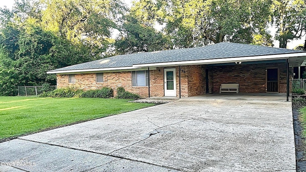 184 Grey Eagle Rd, Jeanerette, LA 70544 - photo 1