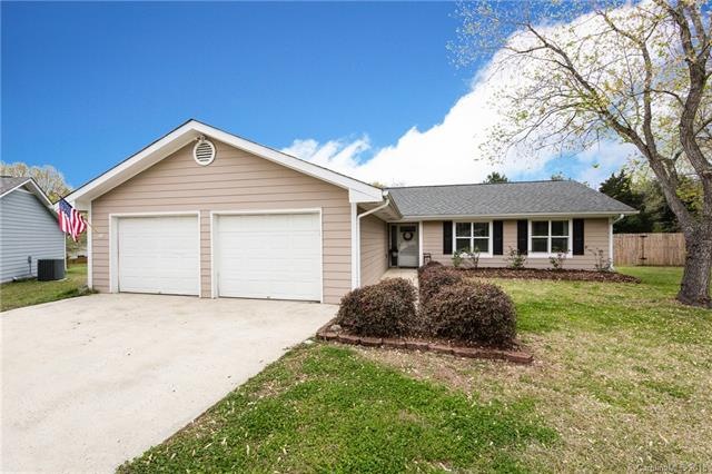 Nestled at the end of a cul-de-sac! Amazing ranch 