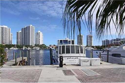 3570 Magellan Cir unit 2232, Miami, FL 33180 - photo 1