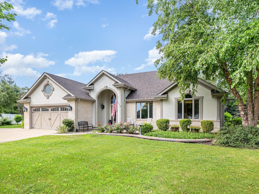 Pending $489,900 • Co-Listing Agent