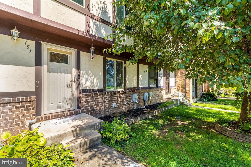 151 Bourbon Ct, Parkville, MD 21234 - photo 1