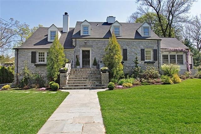 86 Mendota Ave, Rye, NY 10580 - photo 1