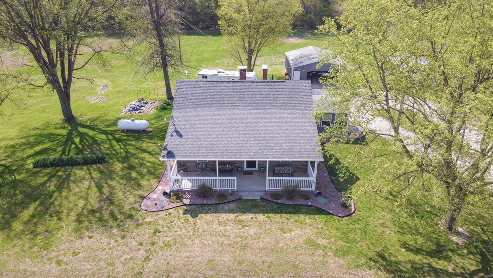 4667 Muellers Ln, Freeburg, IL 62243 - photo 1