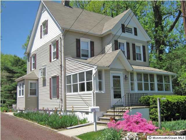 423 7th Ave, Atlantic Highlands, NJ 07716 - photo 1