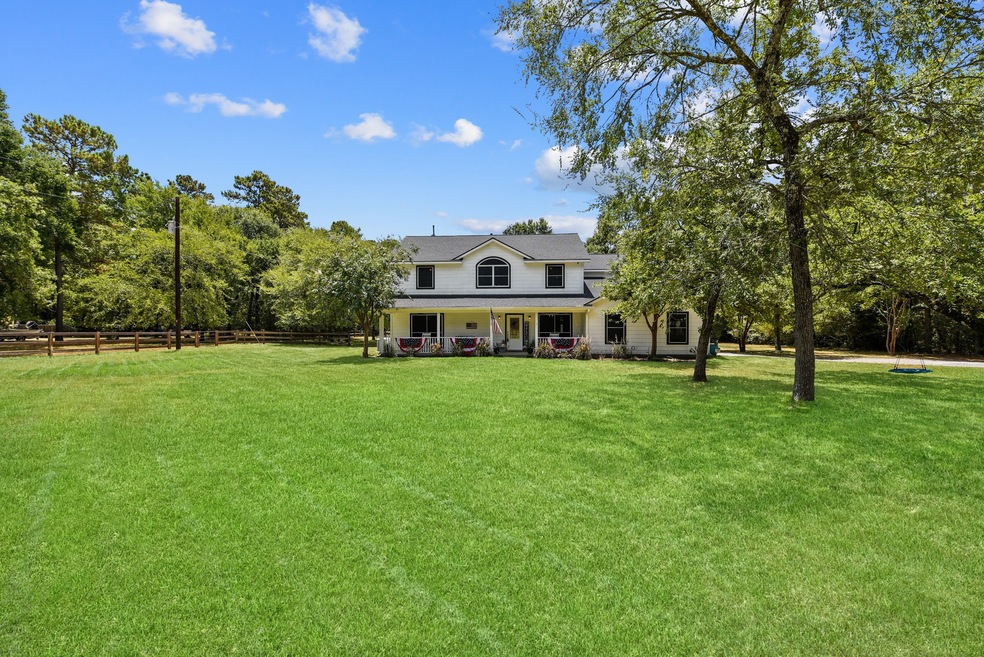 30503 N Holly Oaks Cir, Magnolia, TX 77355 - photo 1