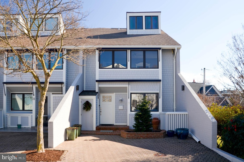 12 Horn Point Ct, Annapolis, MD 21403 - photo 1