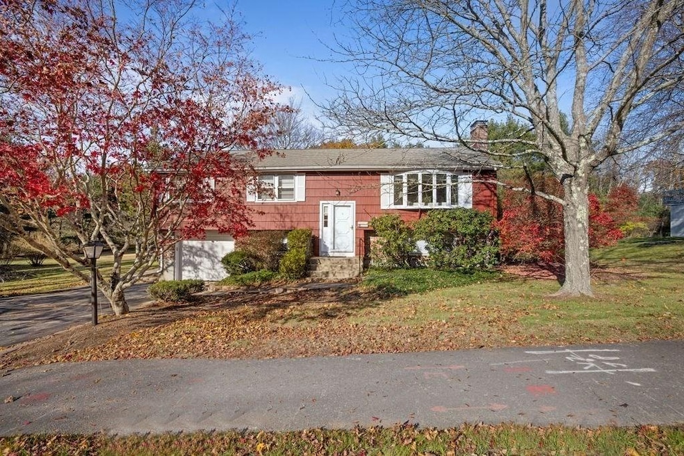 15 Sandy Ridge Cir, Sharon, MA 02067 - photo 1