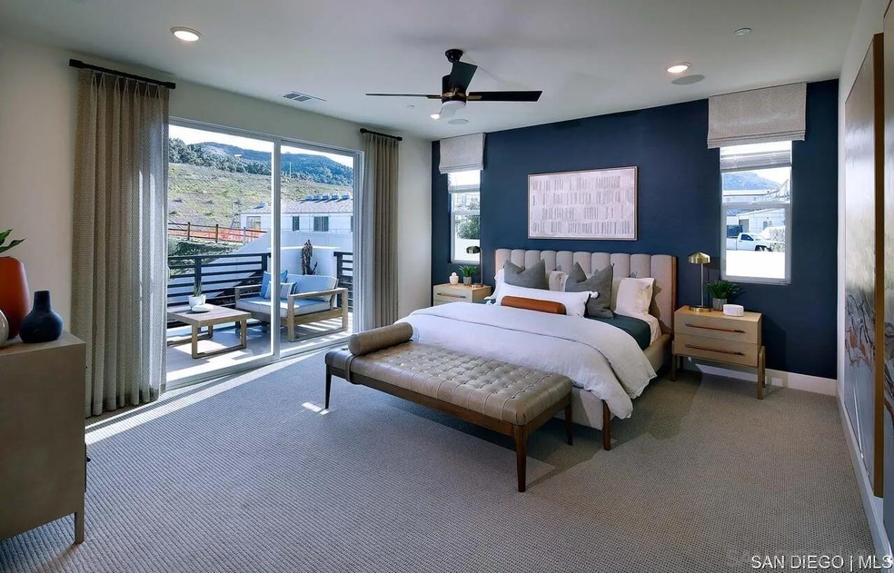 709 Meadowood St unit 328, Fallbrook, CA 92028 - photo 1