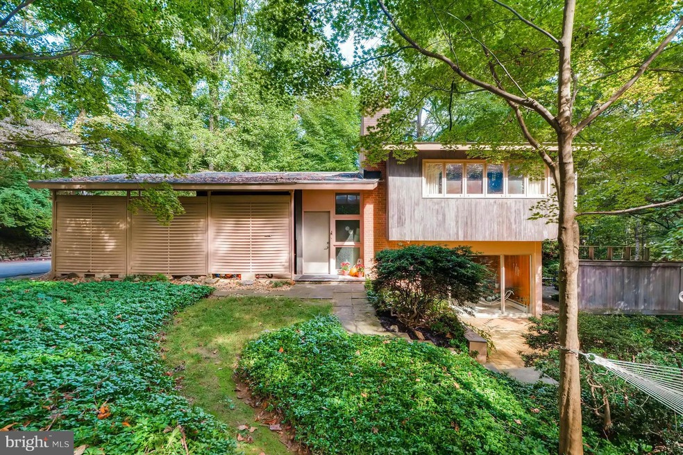 302 Valleyview Garth, Lutherville Timonium, MD 21093 - photo 1