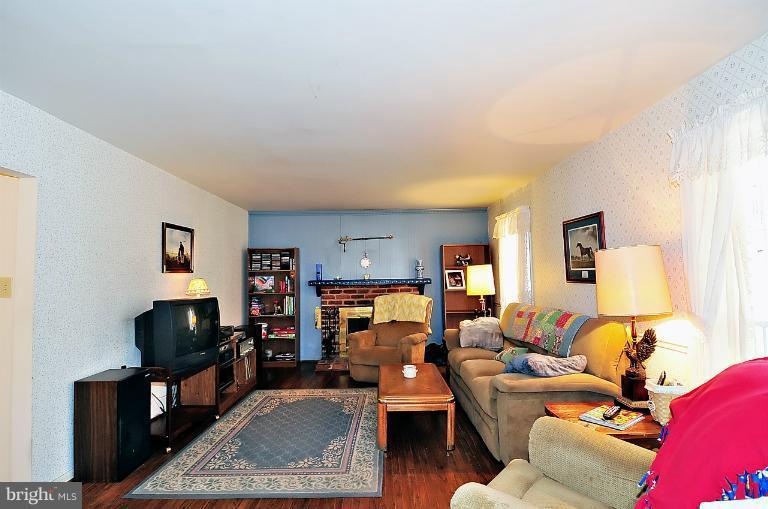 4927 Pale Orchis Ct, Columbia, MD 21044 - photo 1