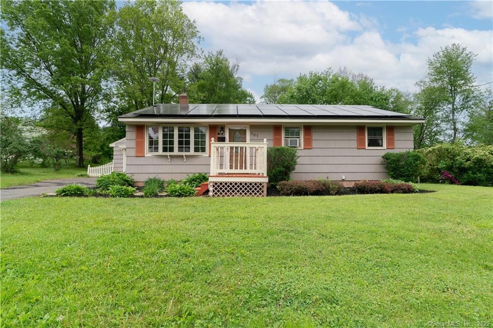 305 Hickory Cir, Middletown, CT 06457 - photo 1