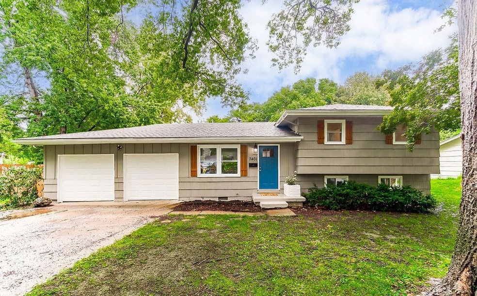 7401 Melrose Ln, Shawnee, KS 66203 - photo 1
