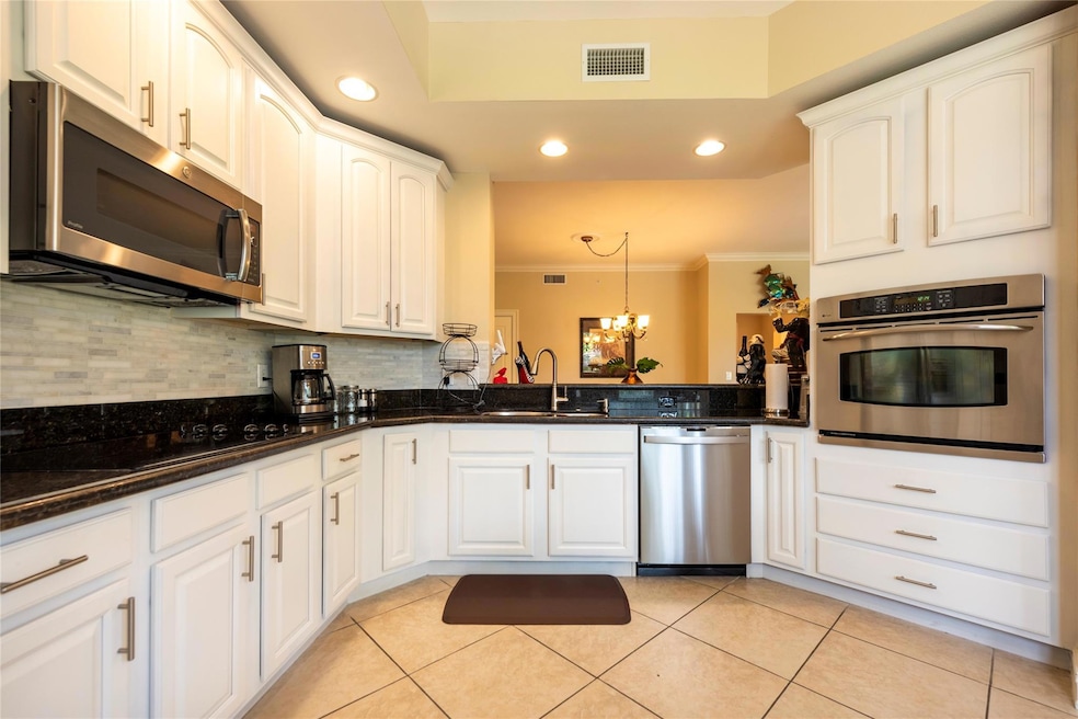 The Palms at Weston unit 272, Weston, FL 33331 - photo 1