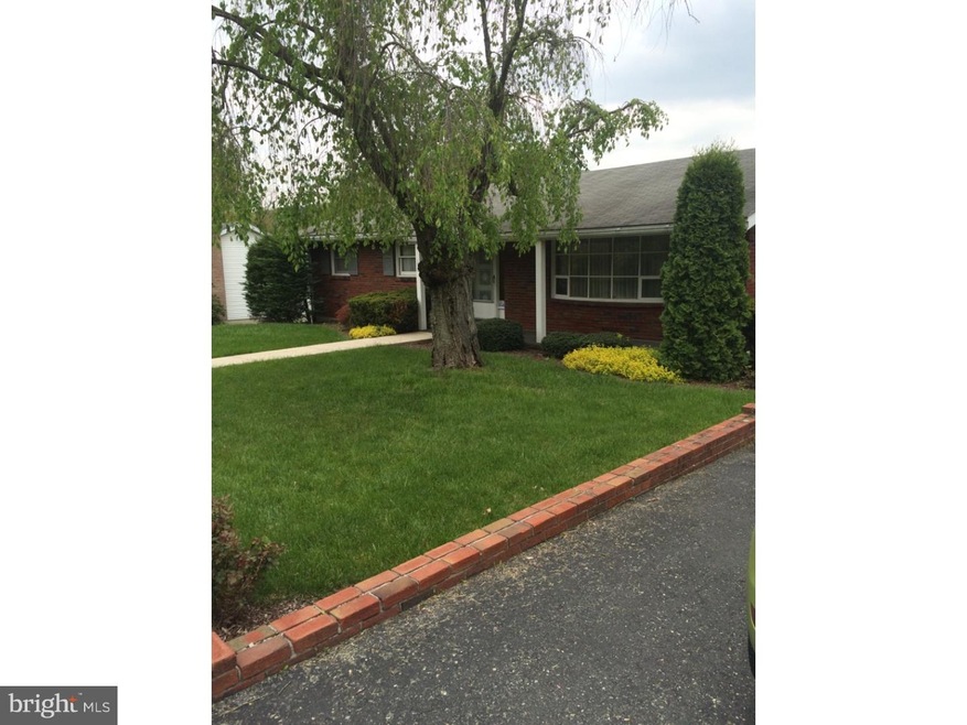198 E Adamsdale Rd, Orwigsburg, PA 17961 - photo 1