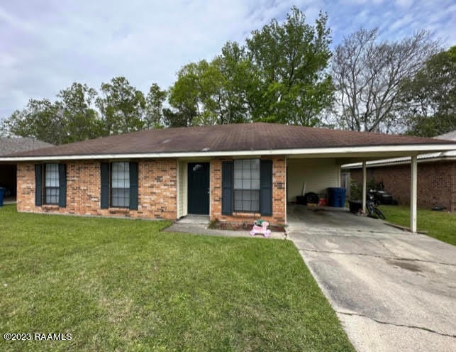132 Longfellow Drive